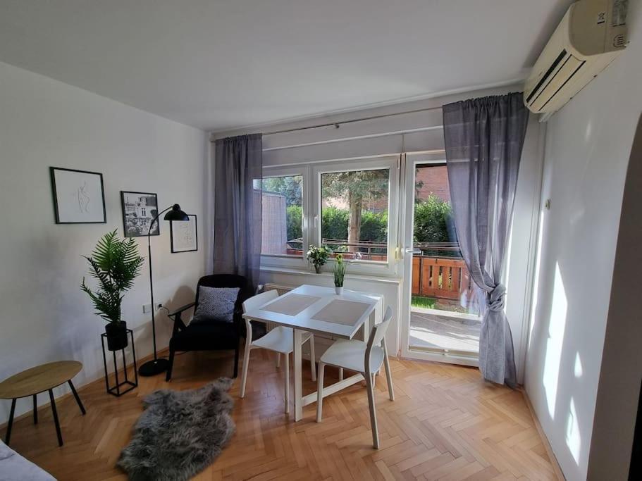 The Rowhouse Apartment Ljubljana - Free Parking Exterior foto